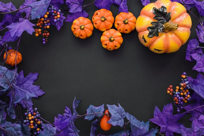 Halloween pumpkins and purple leaves 4K