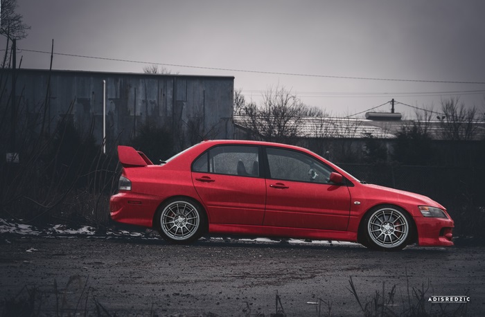 Red Mitsubishi Lancer Evolution VIII