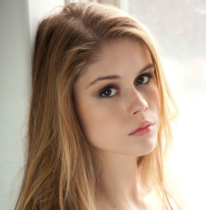 Erin Moriarty Blonde Woman with Brown Eyes