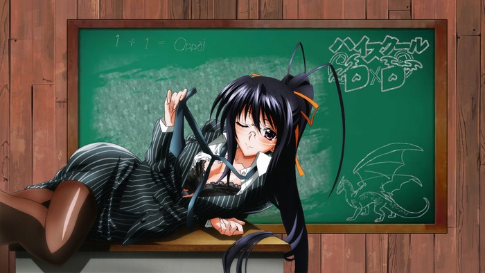 Akeno Himejima from Highschool DxD Relaxing on Desk