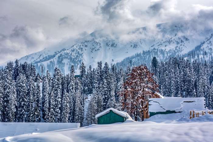 Snowfall in Azad Kashmir 4K Scenic Mountain View