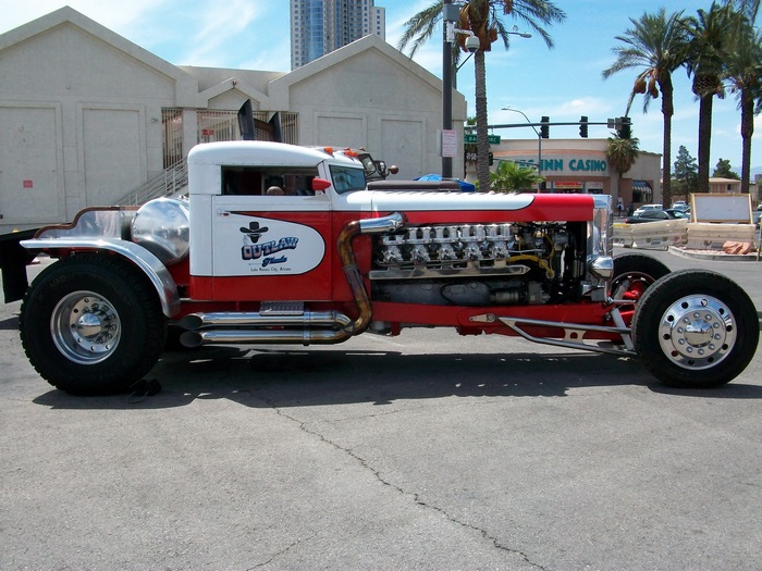 Custom Outlaw Trucks Peterbilt Hot Rod