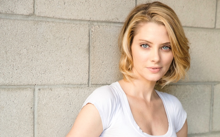 April Bowlby 4K
