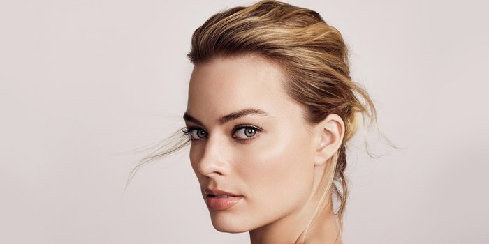 Margot Robbie portrait