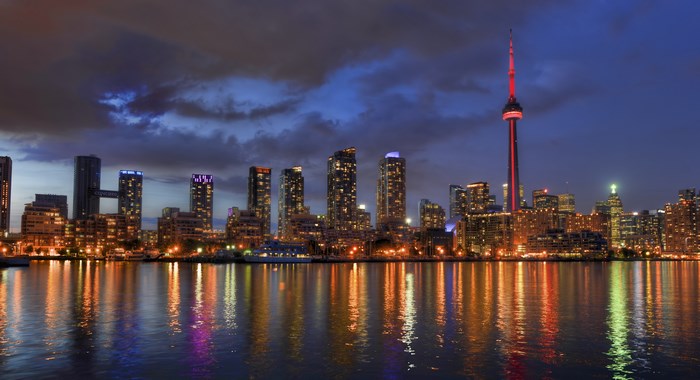 Toronto skyline with CN Tower at dusk