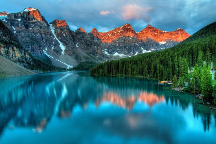 Moraine Lake and Valley of the Ten Peaks at Sunrise