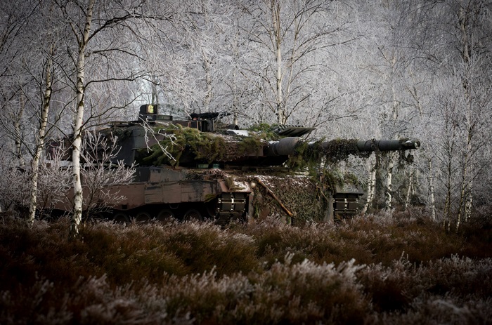 Leopard 2 Tank in Frosty Woodland 4K