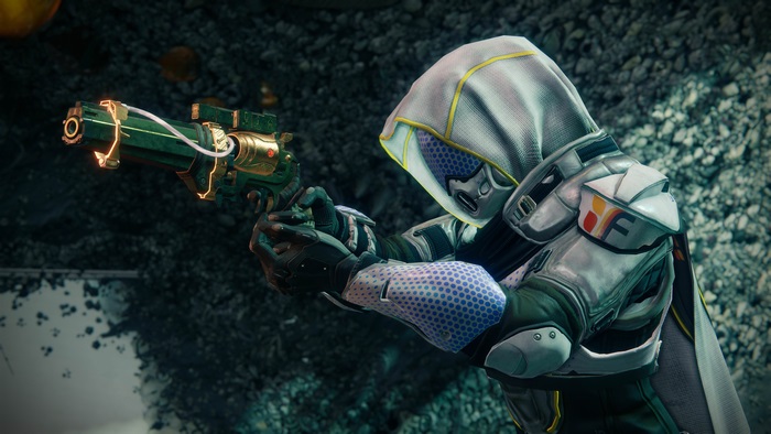 Guardian with a green and gold gun in Destiny 2 4K