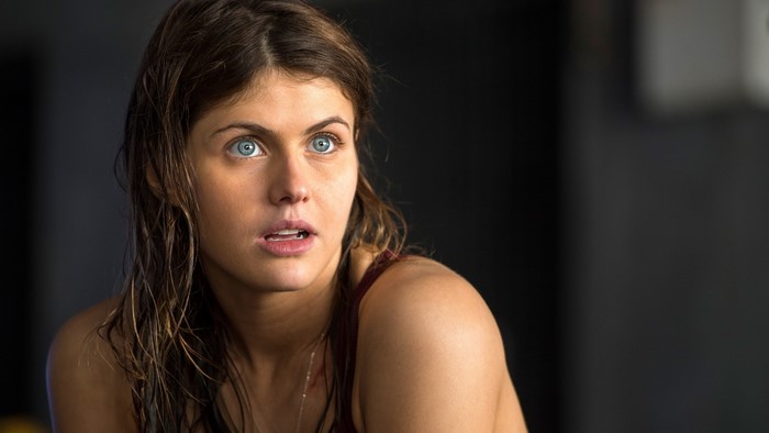 Alexandra Daddario in San Andreas