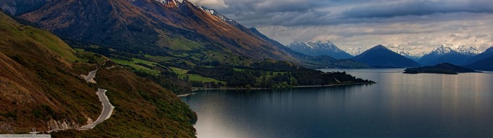 New Zealand mountains and Lake Wakatipu landscape
