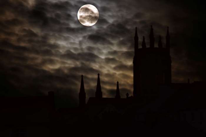 Budapest Gothic Castle Silhouette Under Full Moon 4K