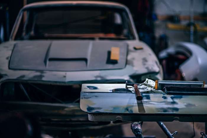 Car body repair in a workshop