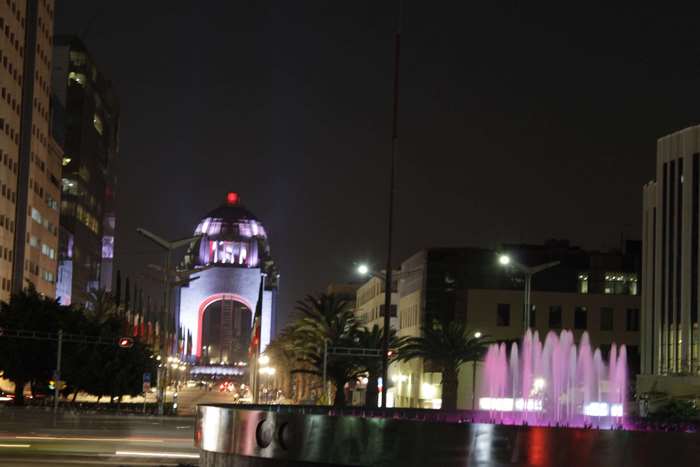 Monument and Fountain at Night in Mexico City 4K