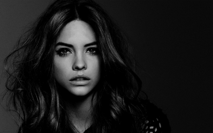 Barbara Palvin black and white portrait
