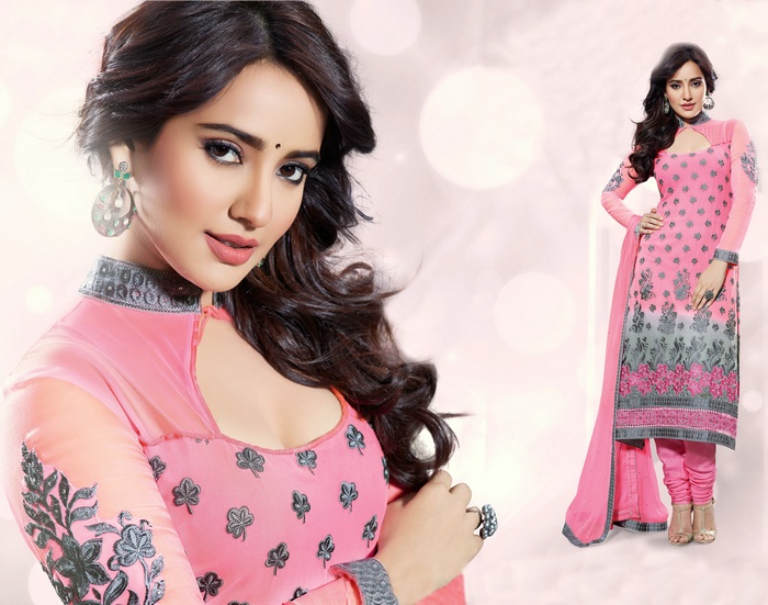 Neha Sharma in pink Indian dress
