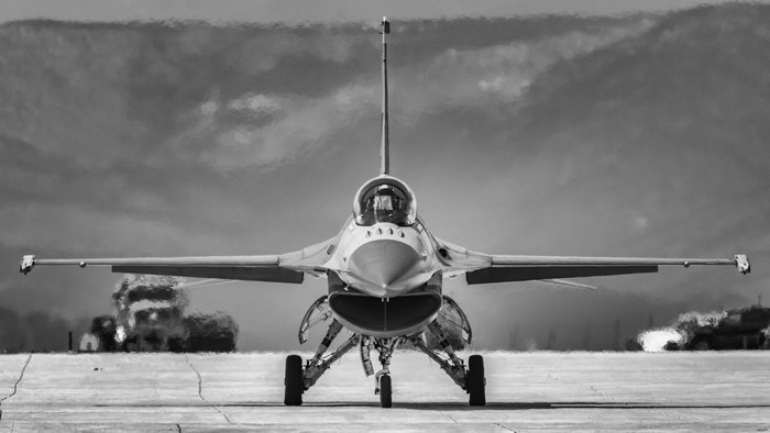 General Dynamics F-16 Fighting Falcon on tarmac