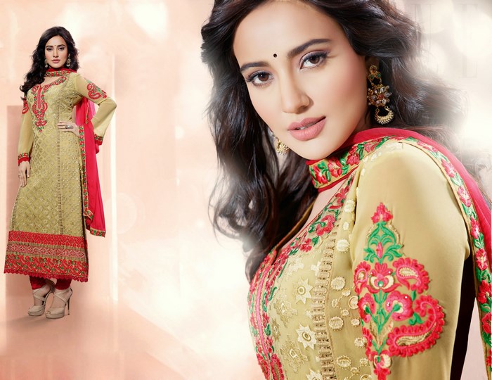 Neha Sharma in traditional Indian attire