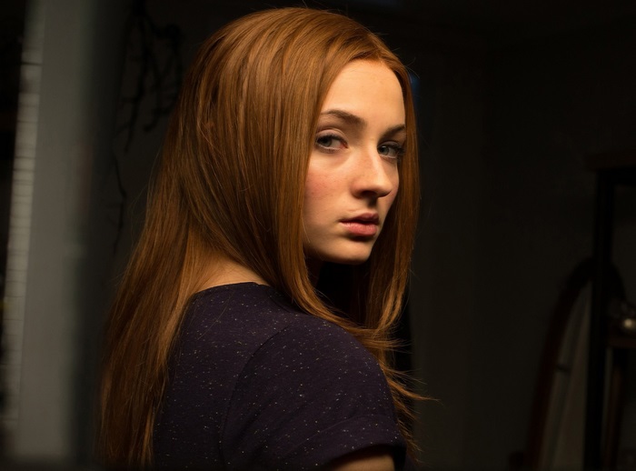 Sophie Turner looking over her shoulder