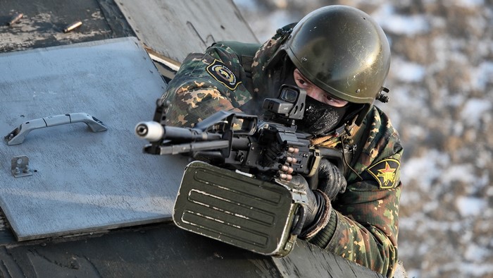 Soldier with PKP Pecheneg machine gun