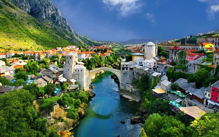 Stari Most bridge over Neretva River in Mostar, Bosnia