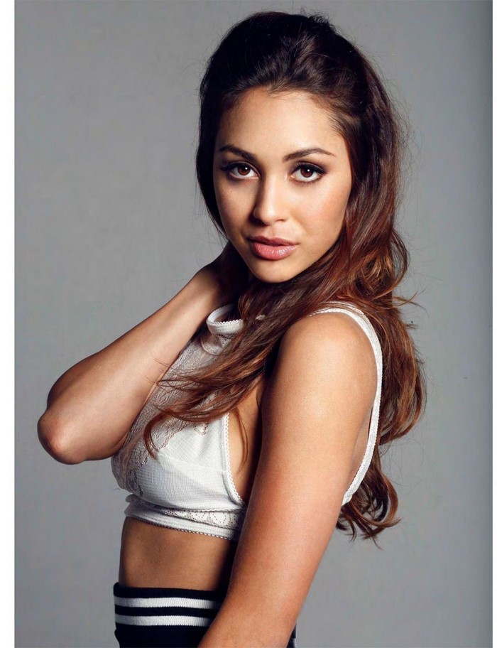 Lindsey Morgan portrait