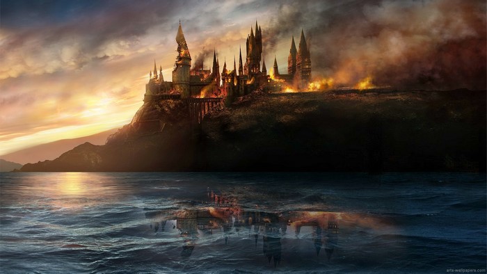 Harry Potter Hogwarts Battle in Flames