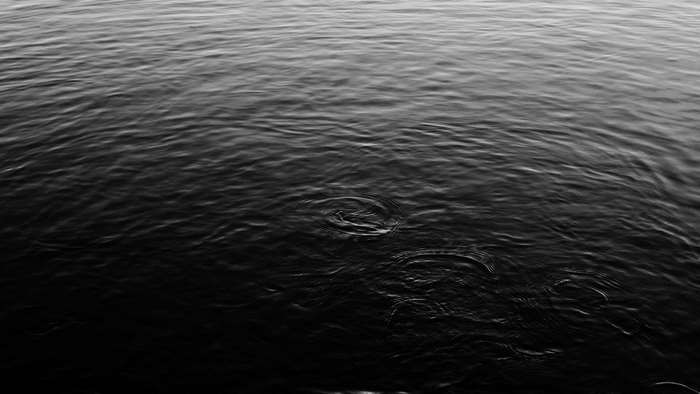Black and white water ripples 4K