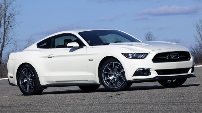 White Ford Mustang GT 50 Years Edition Coupe