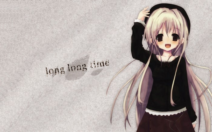 Anime girl with long blonde hair and black hat