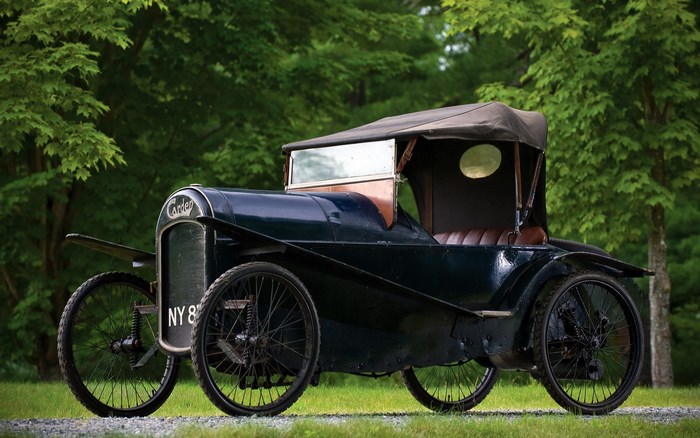 Carden Model 7 antique car