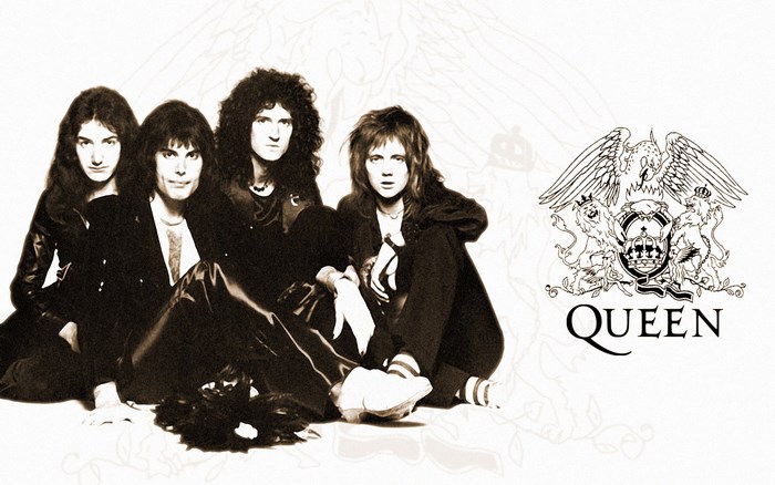 Queen band members with Queen logo