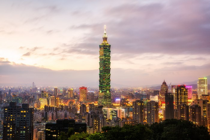 Taipei 101 skyscraper at dusk