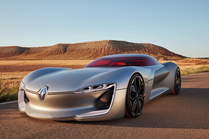 Renault Trezor concept car in desert landscape