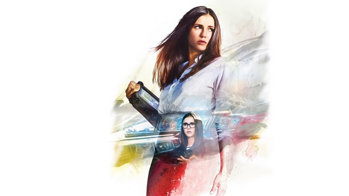 Woman holding a device with screens, Return of Xander Cage 4K