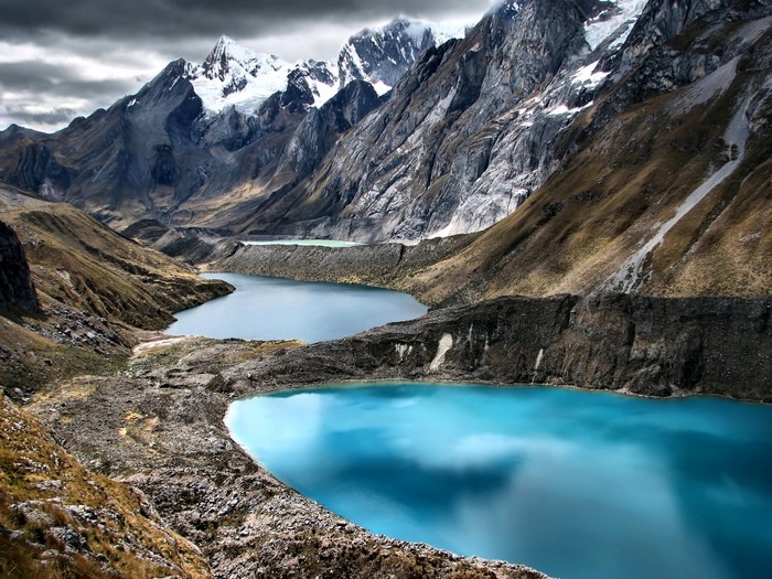 Turquoise lakes and snow-capped mountains in Peru