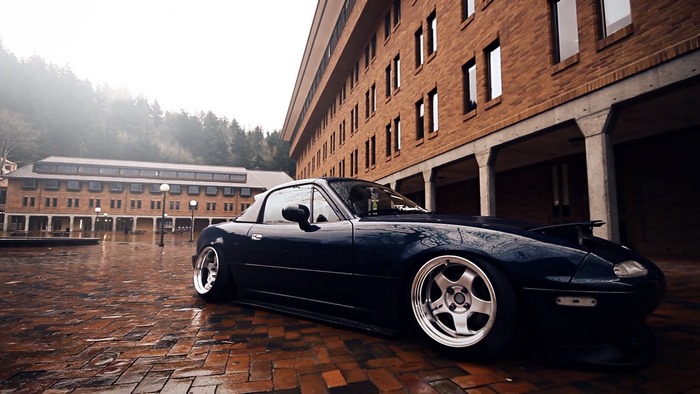 Mazda MX-5 Miata with custom wheels