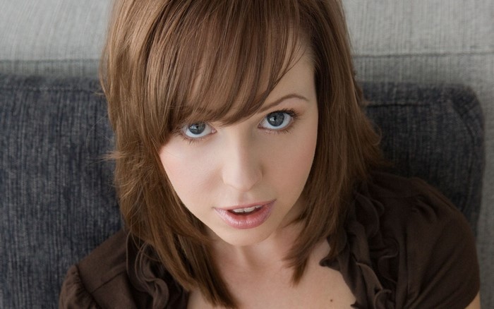 Hayden Winters looking up