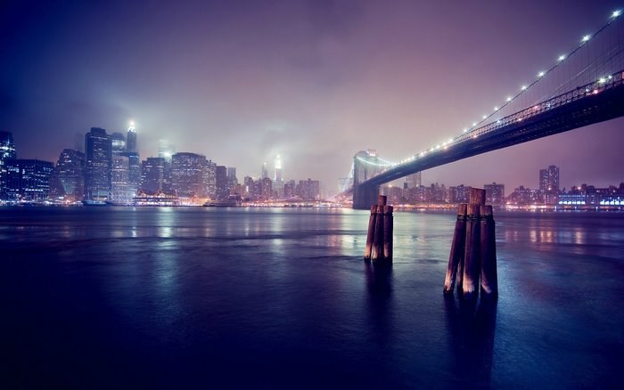 Brooklyn Bridge and Manhattan Skyline at Night