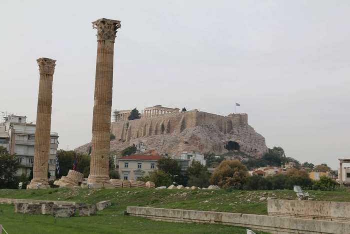 Temple of Olympian Zeus and Acropolis in Athens 4K