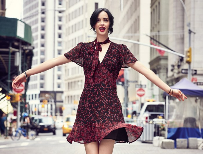 Krysten Ritter in a city street