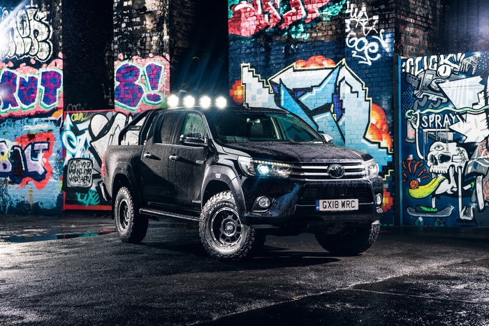 Toyota Hilux Arctic Trucks 4K Graffiti Night