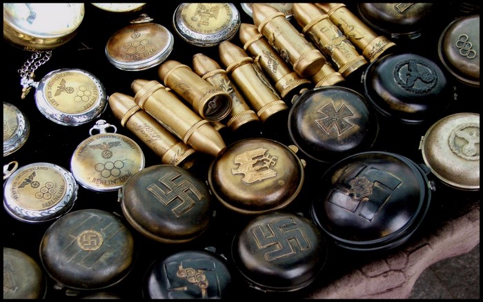 Collection of Nazi memorabilia and Olympic items