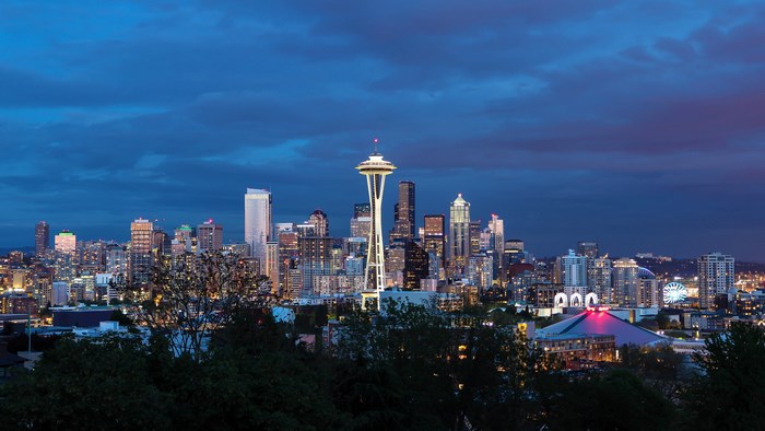 Seattle skyline with Space Needle at dusk