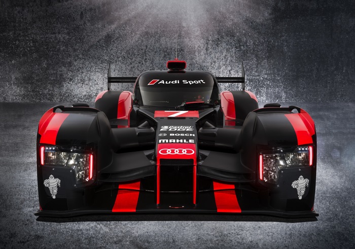 Audi R18 e-tron quattro LMP1 race car
