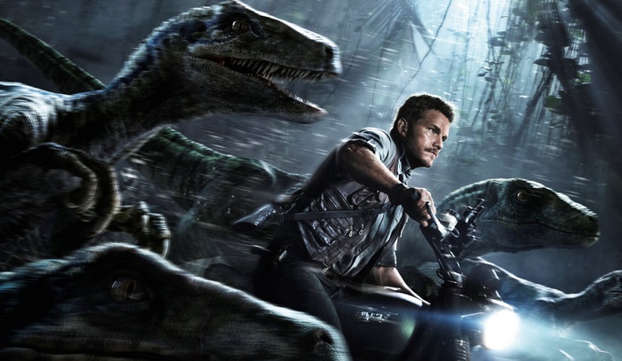 Chris Pratt and Velociraptors in Jurassic World 4K