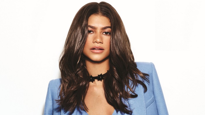 Zendaya in Blue Blazer