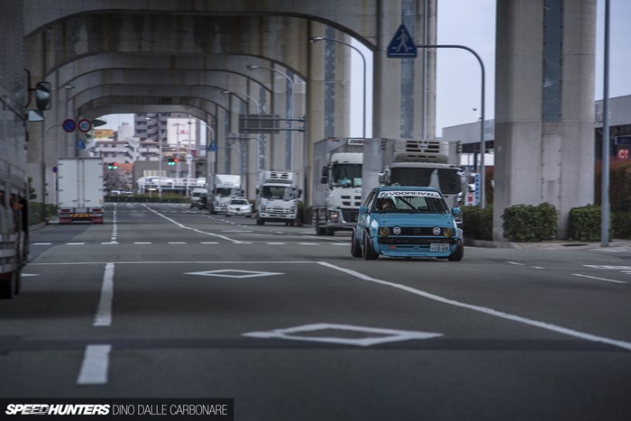 Volkswagen Golf MK2 with Voomeran kit on Japanese street