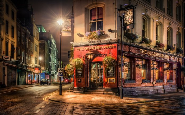 The Glassblower pub on a London street at night