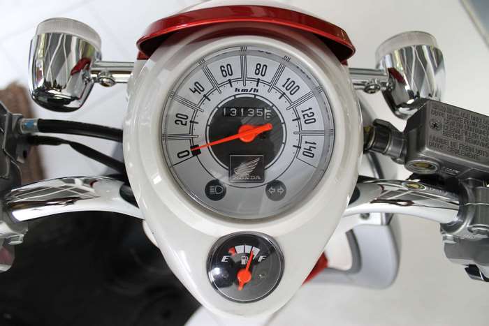 Honda Scooter Speedometer and Fuel Gauge