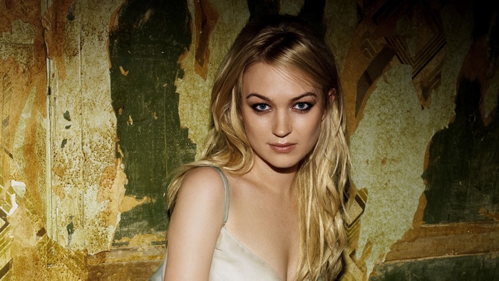 Sophia Myles 4K